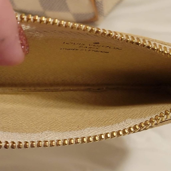 Key Pouch - Picture 3 of 7